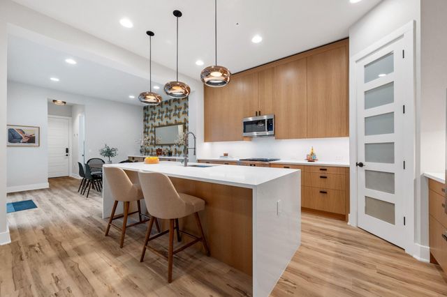 4529 Berkman DR, Austin, TX 78723