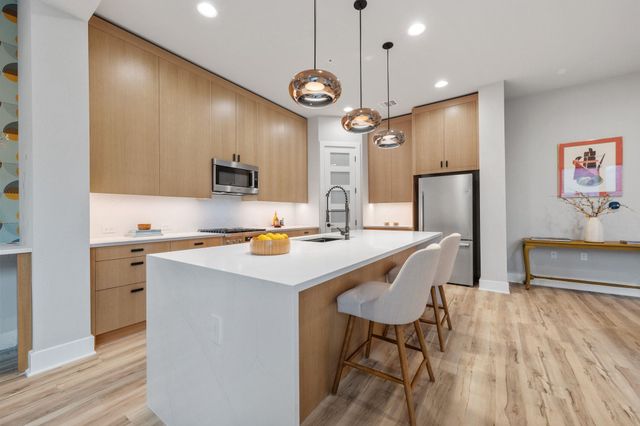 4529 Berkman DR, Austin, TX 78723