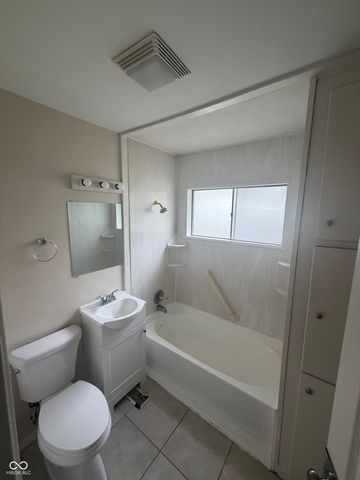 4955 N Kenyon Drive, Indianapolis, IN 46226