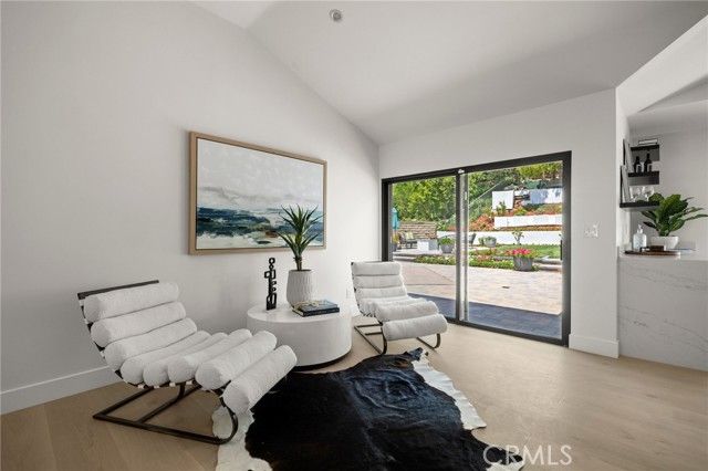 5100 Orrville Avenue, Woodland Hills (los Angeles), CA 91367