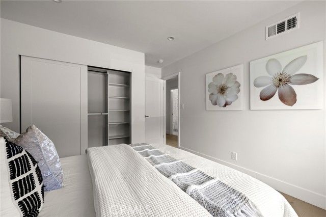 5100 Orrville Avenue, Woodland Hills (los Angeles), CA 91367