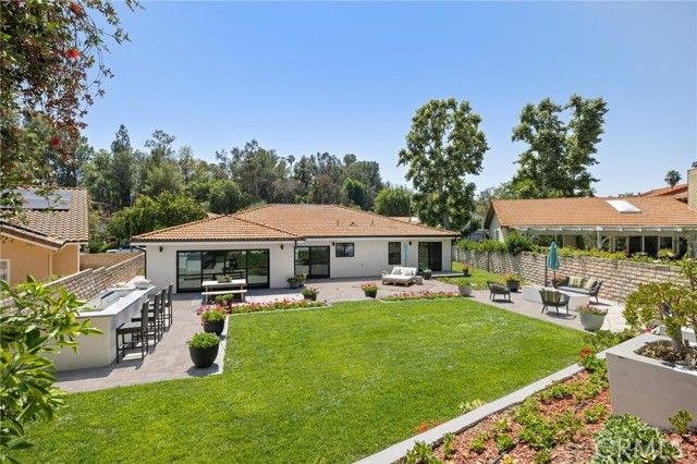 5100 Orrville Avenue, Woodland Hills (los Angeles), CA 91367