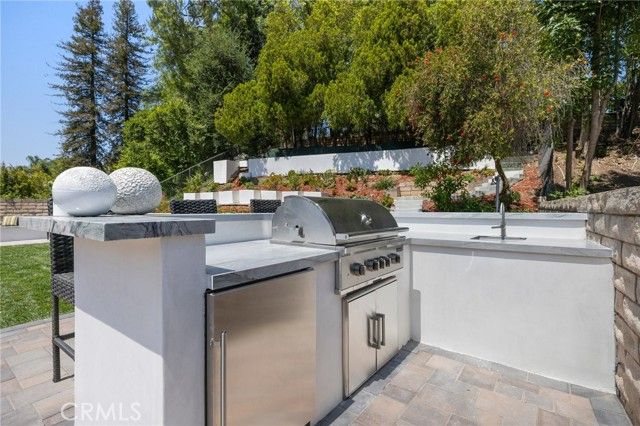 5100 Orrville Avenue, Woodland Hills (los Angeles), CA 91367