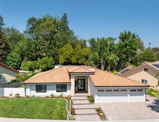 5100 Orrville Avenue, Woodland Hills (los Angeles), CA 91367