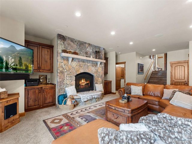 585 Independence Rd, Dillon, CO 80435