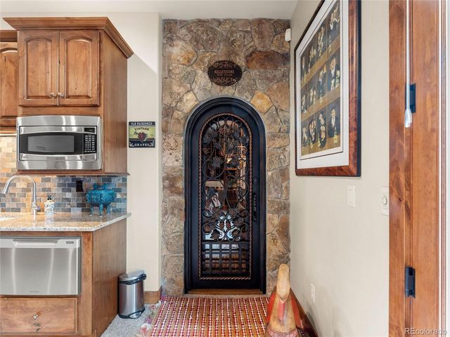 585 Independence Rd, Dillon, CO 80435