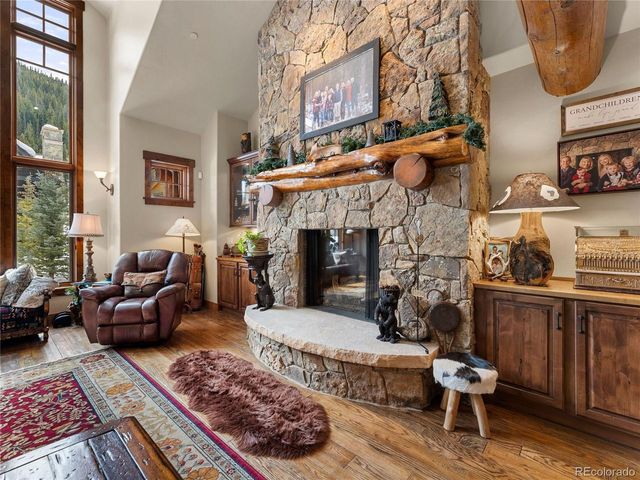 585 Independence Rd, Dillon, CO 80435