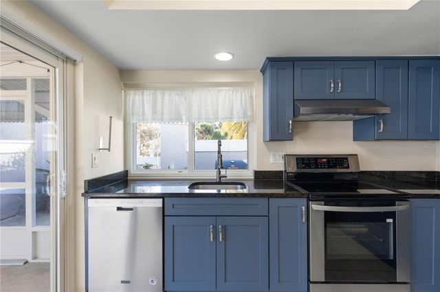 19 COOPER LANE, Palm Coast, FL 32137