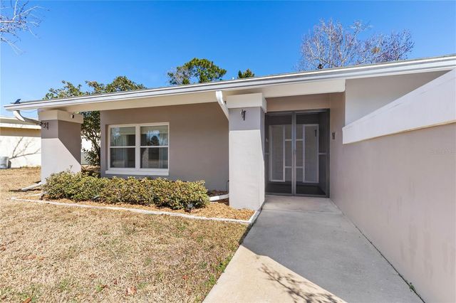 19 COOPER LANE, Palm Coast, FL 32137