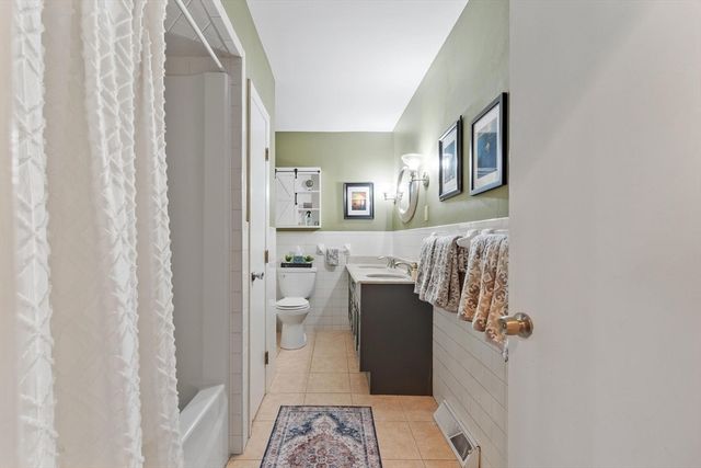 22 Nelson Ave, Georgetown, MA 01833