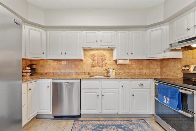 22 Nelson Ave, Georgetown, MA 01833
