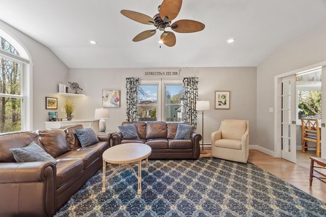 22 Nelson Ave, Georgetown, MA 01833