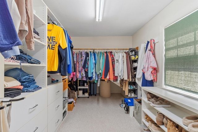 22 Nelson Ave, Georgetown, MA 01833