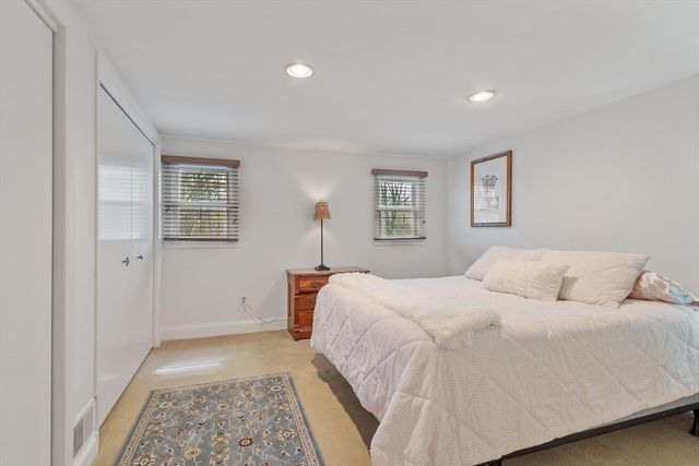 22 Nelson Ave, Georgetown, MA 01833