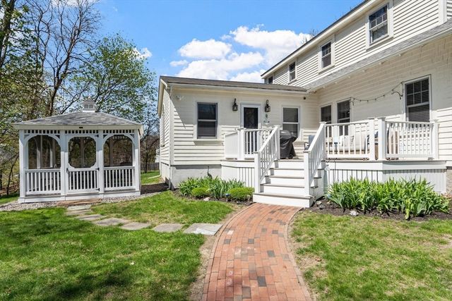 22 Nelson Ave, Georgetown, MA 01833