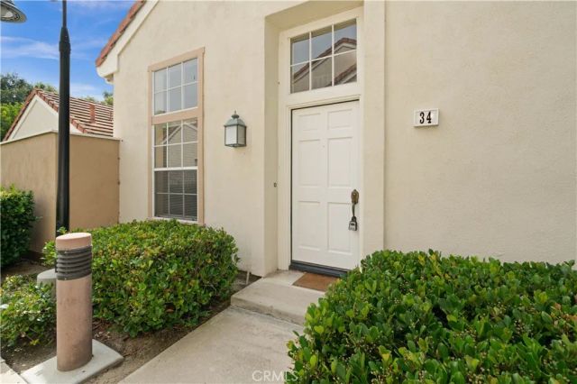 34 Oxford 36, Irvine, CA 92612