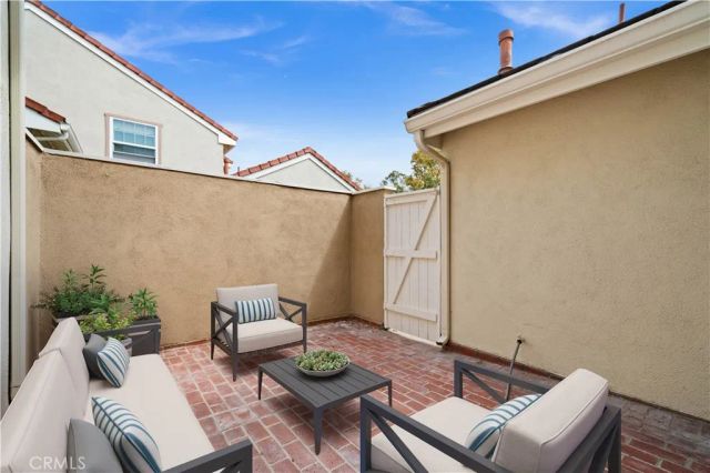 34 Oxford 36, Irvine, CA 92612