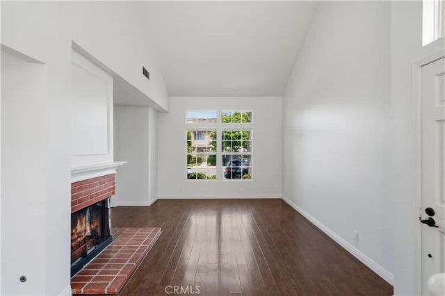 34 Oxford 36, Irvine, CA 92612