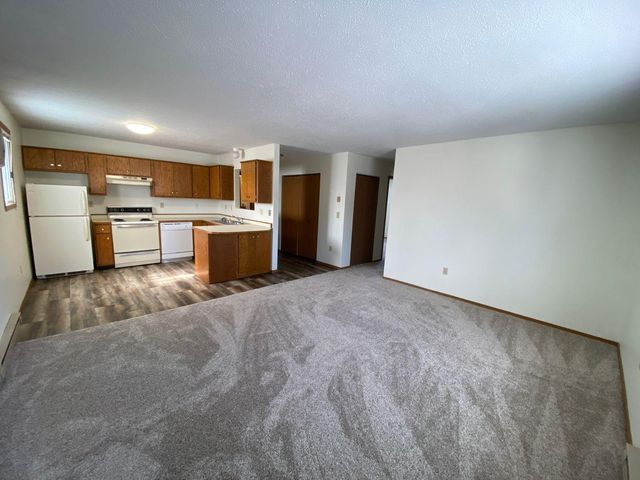 1026 16th Street N, Fargo, ND 58102