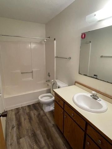 1026 16th Street N, Fargo, ND 58102