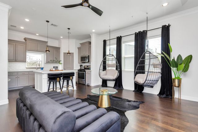 4033 Buck Street, Houston, TX 77020