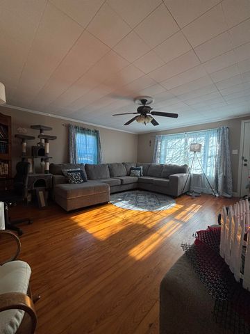 715 Union St, Gaffney, SC 29340