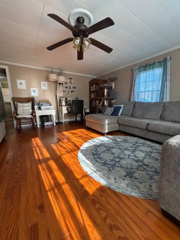 715 Union St, Gaffney, SC 29340