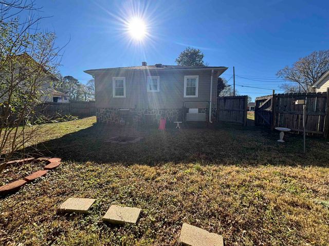 715 Union St, Gaffney, SC 29340