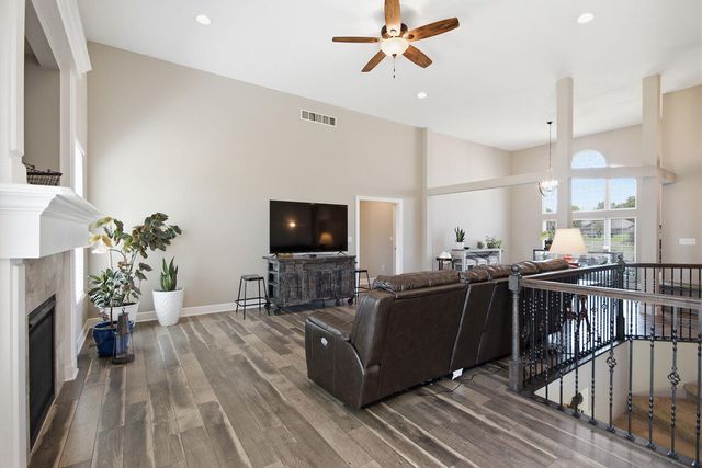2114 MACE CT, Columbia, MO 65201