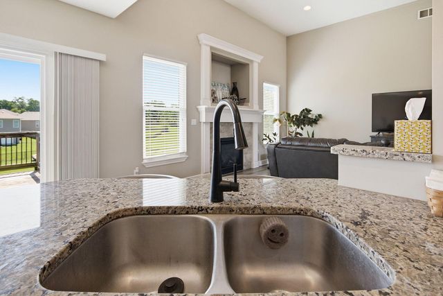 2114 MACE CT, Columbia, MO 65201