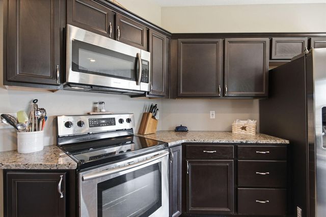 2114 MACE CT, Columbia, MO 65201