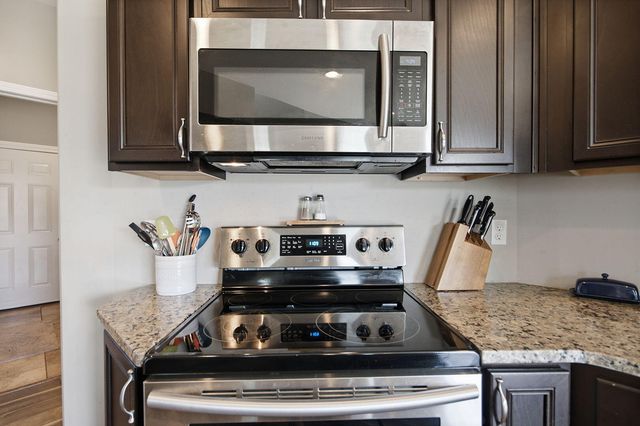 2114 MACE CT, Columbia, MO 65201