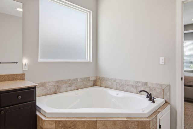 2114 MACE CT, Columbia, MO 65201