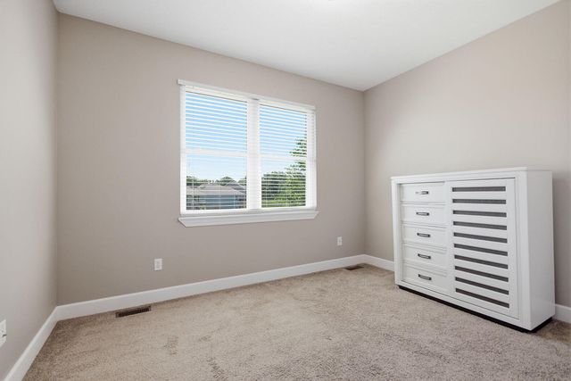 2114 MACE CT, Columbia, MO 65201