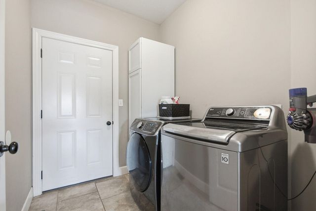 2114 MACE CT, Columbia, MO 65201
