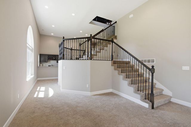 2114 MACE CT, Columbia, MO 65201