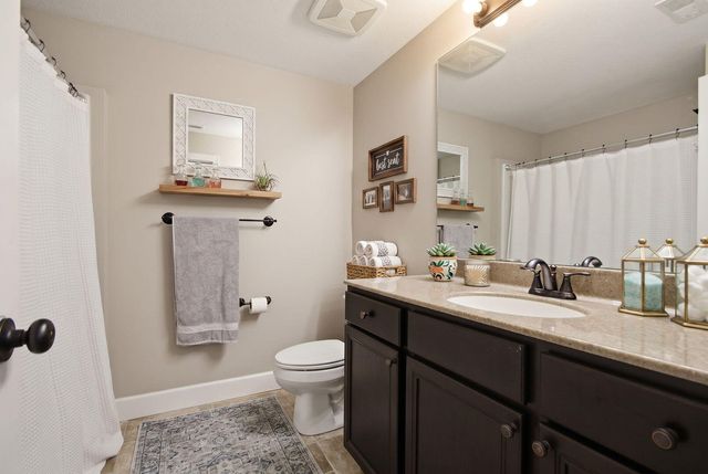 2114 MACE CT, Columbia, MO 65201