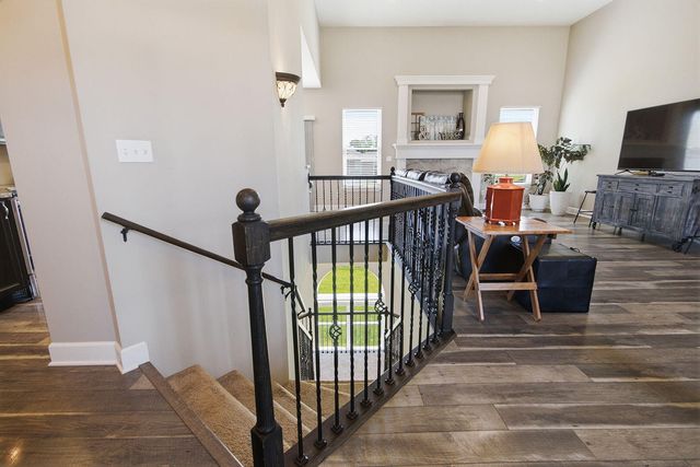 2114 MACE CT, Columbia, MO 65201