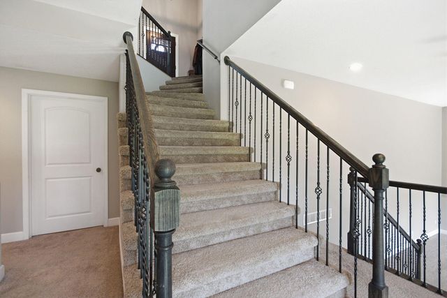 2114 MACE CT, Columbia, MO 65201