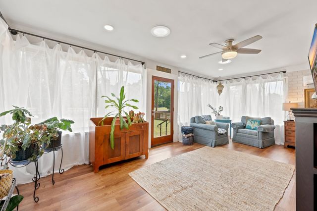 109 E Coker Ln., Conway, SC 29526