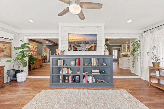 109 E Coker Ln., Conway, SC 29526