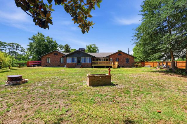 109 E Coker Ln., Conway, SC 29526