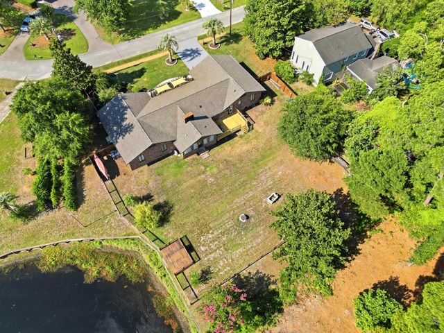 109 E Coker Ln., Conway, SC 29526