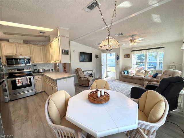 4700 Sawmill DR W, Estero, FL 33928