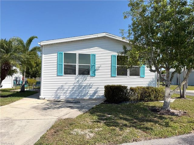 4700 Sawmill DR W, Estero, FL 33928