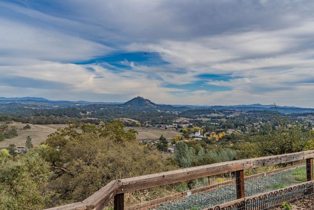 10370 Spunn Rd, Jackson, CA 95642