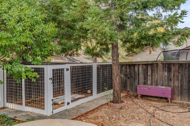 10370 Spunn Rd, Jackson, CA 95642