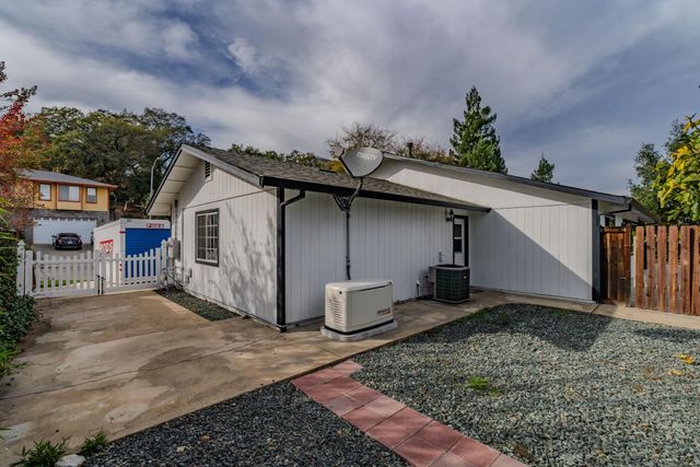 10370 Spunn Rd, Jackson, CA 95642