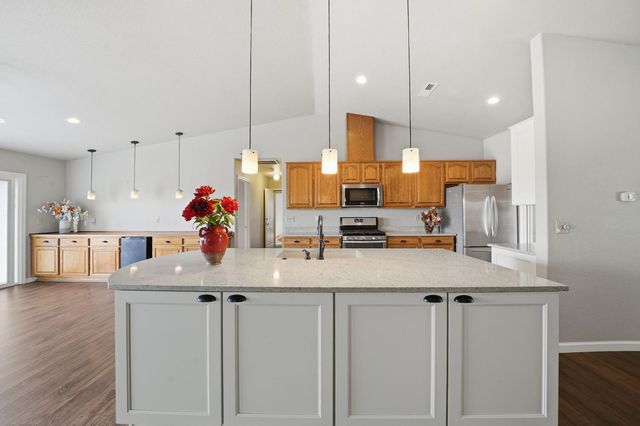 10370 Spunn Rd, Jackson, CA 95642