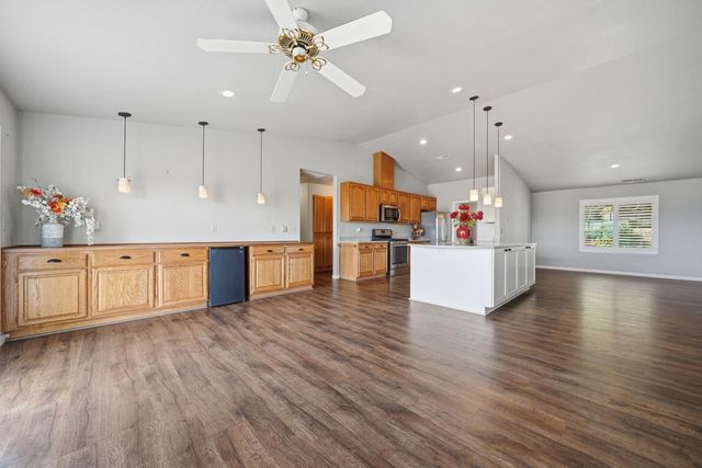 10370 Spunn Rd, Jackson, CA 95642